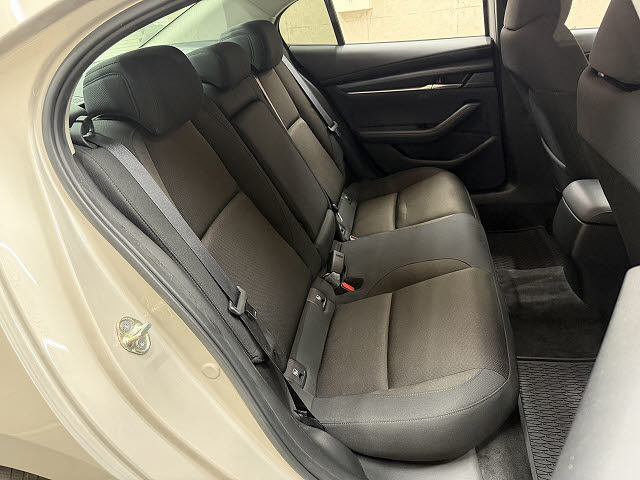 マツダ マツダ３セダン ２０Ｓ　プロアクティブ　ツーリングセレク