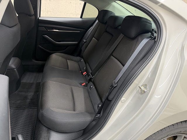 マツダ マツダ３セダン ２０Ｓ　プロアクティブ　ツーリングセレク