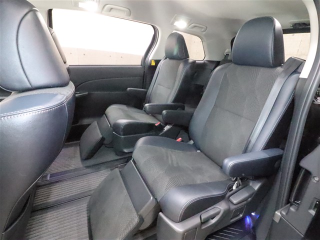 トヨタ エスティマ アエラス　プレミアムエディション