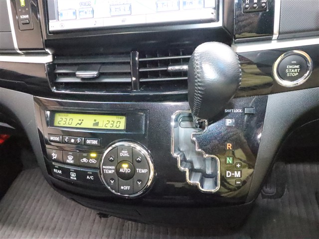 トヨタ エスティマ アエラス　プレミアムエディション