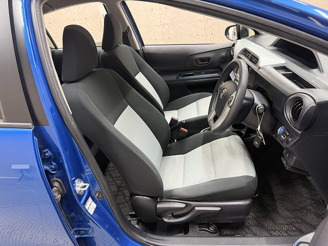 トヨタ アクア Ｓ