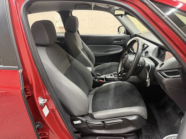 ホンダ ﾌｨｯﾄﾊｲﾌﾞﾘｯﾄﾞ ｅ：ＨＥＶ　ＲＳ