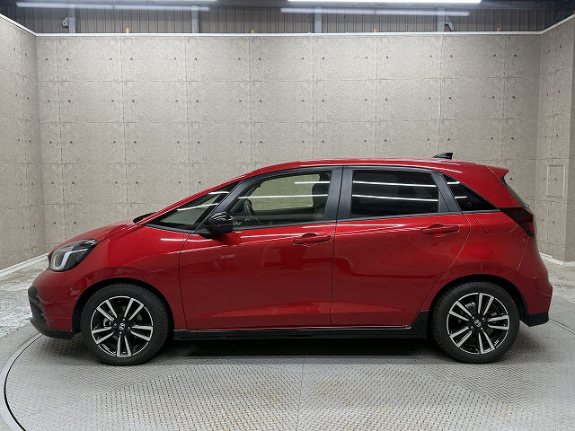 ホンダ ﾌｨｯﾄﾊｲﾌﾞﾘｯﾄﾞ ｅ：ＨＥＶ　ＲＳ