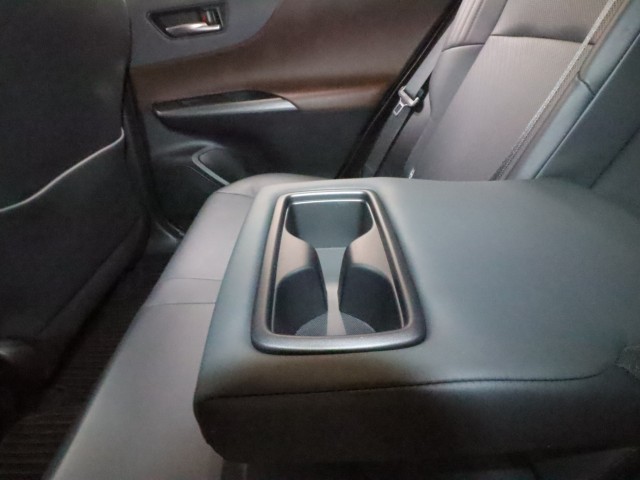 トヨタ ﾊﾘｱｰ ﾊｲﾌﾞﾘｯﾄﾞ Ｚ　レザーパッケージ