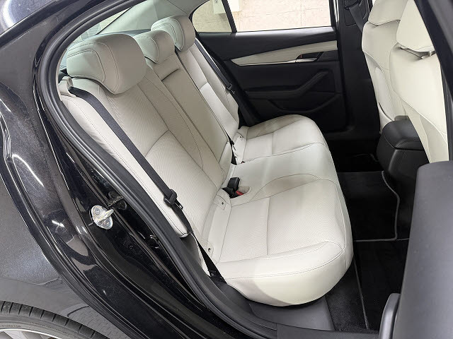 マツダ マツダ３ ２０Ｓ　Ｌパッケージ