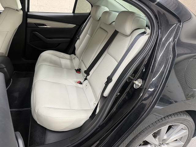 マツダ マツダ３ ２０Ｓ　Ｌパッケージ