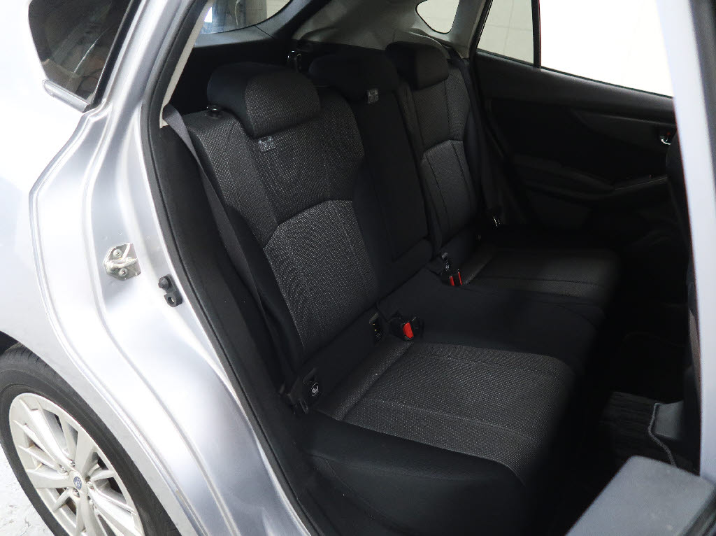 スバル インプレッサスポーツ １．６ｉ－Ｌ　アイサイト