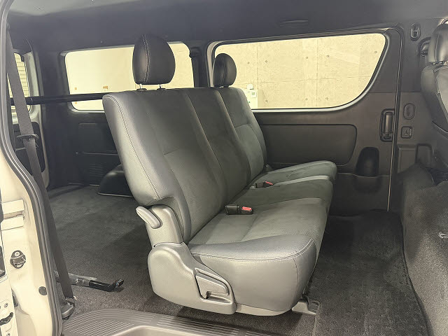 トヨタ ハイエースＶ ＤＴ　スーパーＧＬダークプライムⅡ