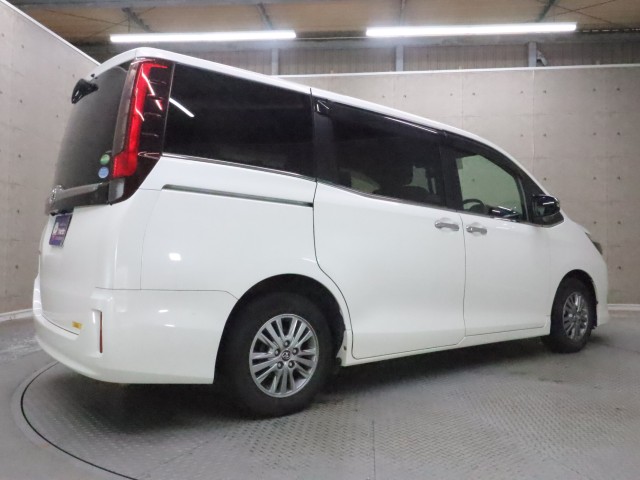 トヨタ エスクァイア ＧｉブラックテーラードY車