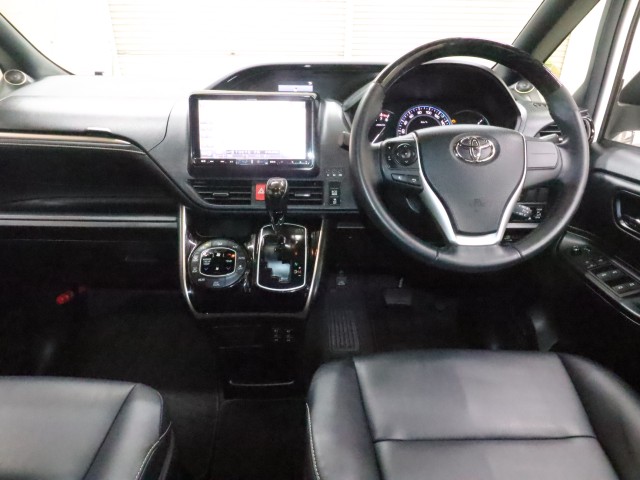 トヨタ エスクァイア ＧｉブラックテーラードY車