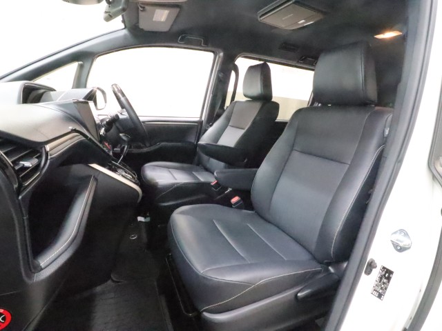 トヨタ エスクァイア ＧｉブラックテーラードY車