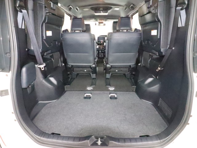 トヨタ エスクァイア ＧｉブラックテーラードY車