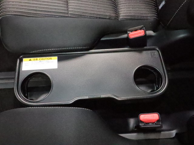 トヨタ ヴォクシー ＺＳ　煌２