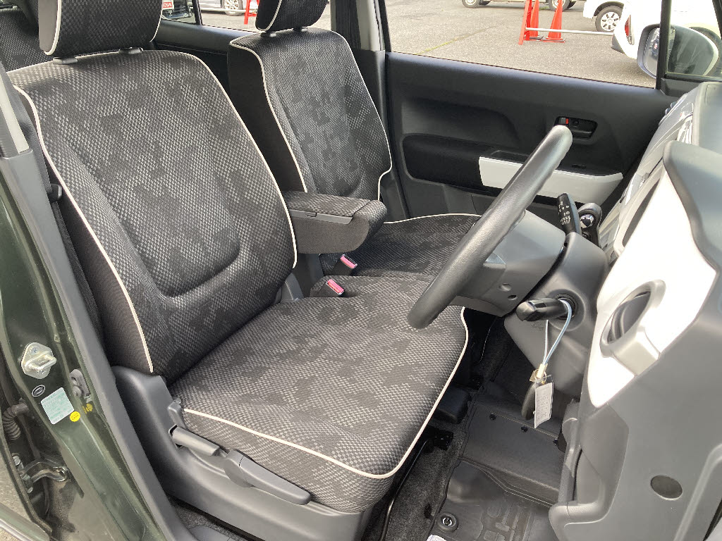 スズキ ハスラー Gﾀｰﾎﾞ ﾃﾞｨｽﾁｬｰｼﾞﾍｯﾄﾞﾗﾝﾌﾟ装着車