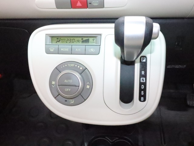 ダイハツ ミラココア ココアプラスＧ