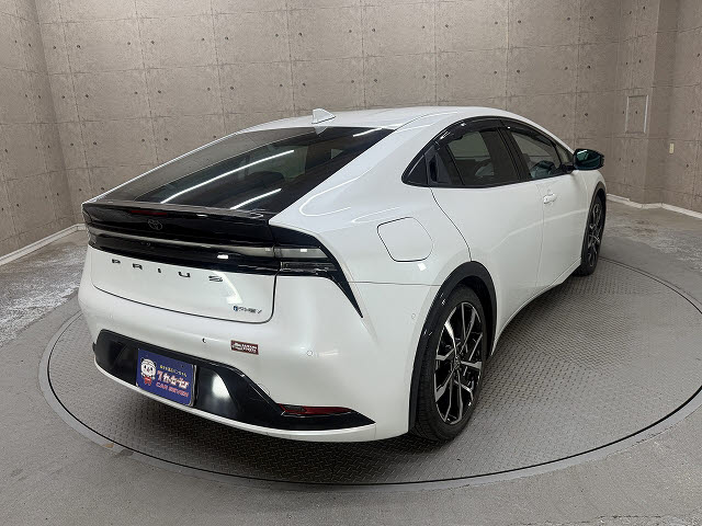 トヨタ プリウスＰＨＶ Ｚ