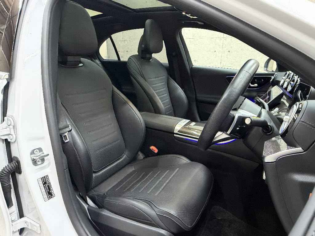 メルセデスベンツ ﾒﾙｾﾃﾞｽﾍﾞﾝﾂ Cｸﾗｽ Ｃ２２０ｄ　アバンギャルド　ＡＭＧライン