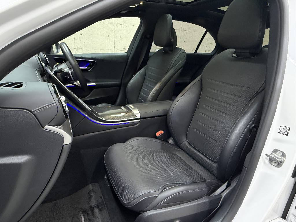 メルセデスベンツ ﾒﾙｾﾃﾞｽﾍﾞﾝﾂ Cｸﾗｽ Ｃ２２０ｄ　アバンギャルド　ＡＭＧライン