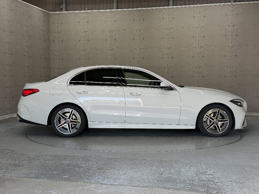 メルセデスベンツ ﾒﾙｾﾃﾞｽﾍﾞﾝﾂ Cｸﾗｽ Ｃ２２０ｄ　アバンギャルド　ＡＭＧライン