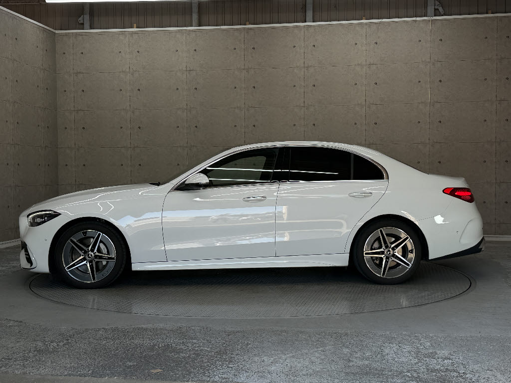 メルセデスベンツ ﾒﾙｾﾃﾞｽﾍﾞﾝﾂ Cｸﾗｽ Ｃ２２０ｄ　アバンギャルド　ＡＭＧライン