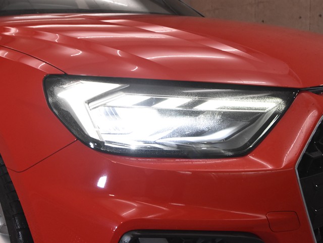 アウディ ｱｳﾃﾞｨ A1 ｽﾎﾟｰﾂﾊﾞｯｸ ２５　ＴＦＳＩ　Ｓライン