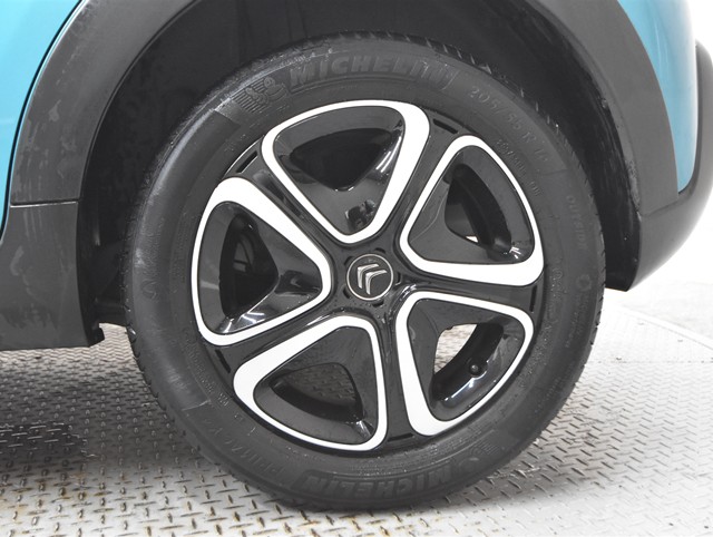 シトロエン シトロエン Ｃ３ フィール