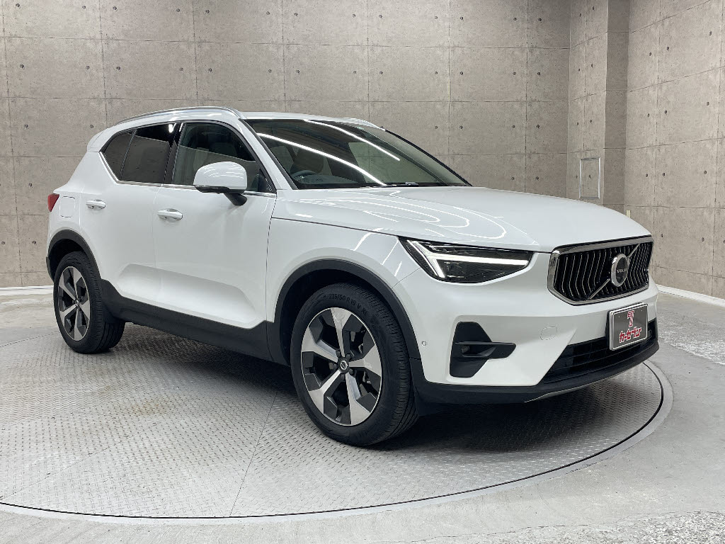 ボルボ ボルボ ＸＣ４０ アルティメット　Ｂ４　ＡＷＤ