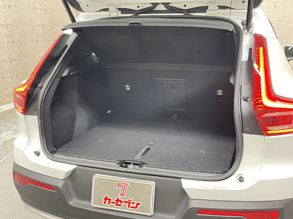 ボルボ ボルボ ＸＣ４０ アルティメット　Ｂ４　ＡＷＤ