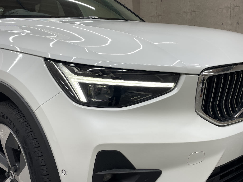 ボルボ ボルボ ＸＣ４０ アルティメット　Ｂ４　ＡＷＤ