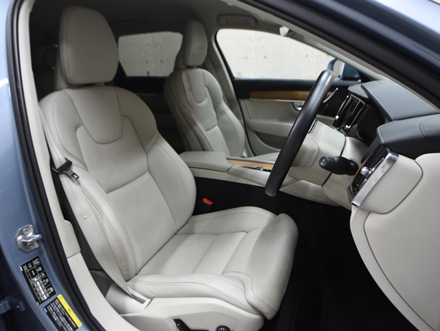 ボルボ ボルボ Ｖ９０ Ｄ４　インスクリプション