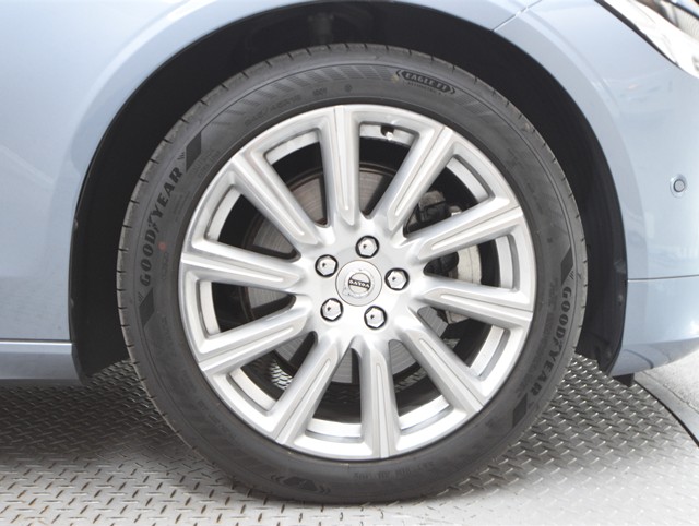 ボルボ ボルボ Ｖ９０ Ｄ４　インスクリプション