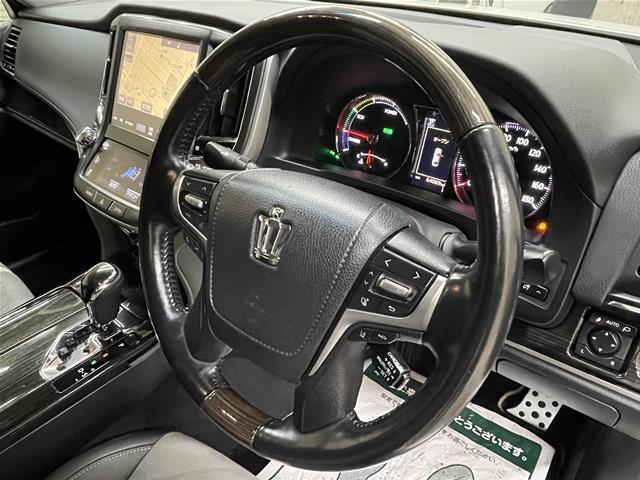 トヨタ クラウンＨＶ アスリートＳ　Ｊ－フロンティア