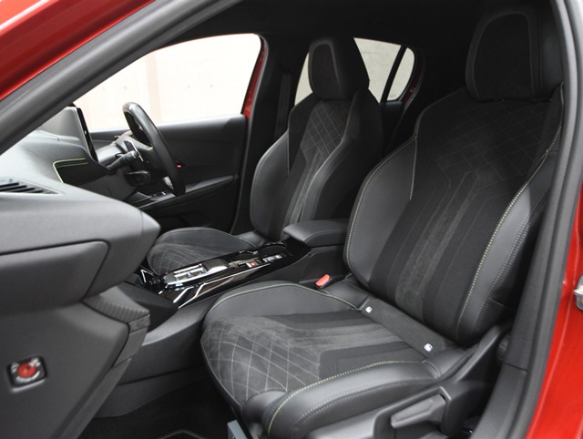 プジョー プジョー２０８ ＧＴ