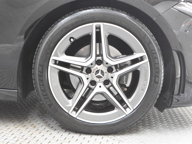 メルセデスベンツ ﾒﾙｾﾃﾞｽﾍﾞﾝﾂ Aｸﾗｽ Ａ１８０　スタイル　ＡＭＧライン