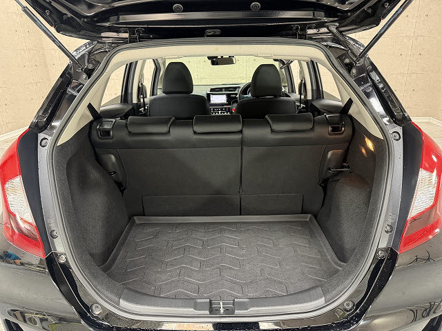 ホンダ フィット １３Ｇ　Ｌ　ホンダセンシング