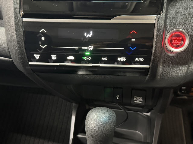 ホンダ フィット １３Ｇ　Ｌ　ホンダセンシング