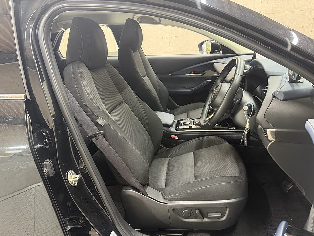 マツダ ＣＸ－３０ ４ＷＤ　２０Ｓ　プロアクティブ　ツーリン