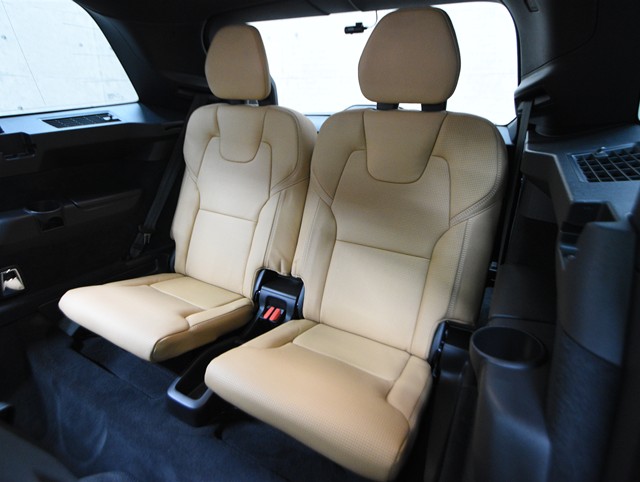 ボルボ ボルボ ＸＣ９０ Ｄ５　ＡＷＤ　インスクリプション