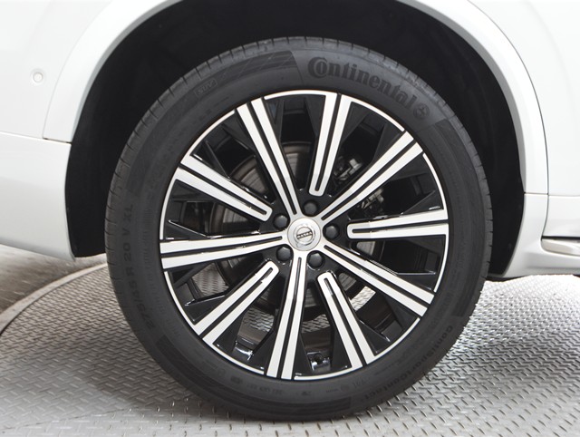 ボルボ ボルボ ＸＣ９０ Ｄ５　ＡＷＤ　インスクリプション