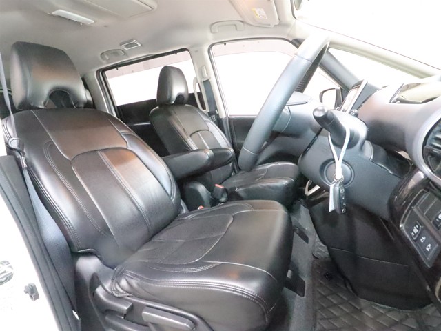 ニッサン セレナＨＶ ｅ－ＰＯＷＥＲ　ＸＶ