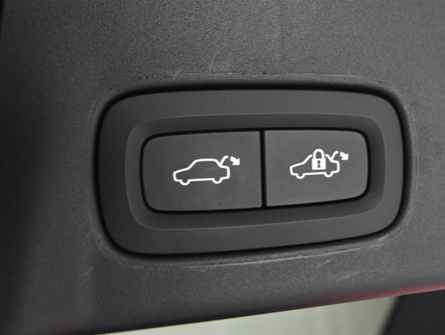 ボルボ ボルボ Ｖ９０ アルティメット　Ｂ５