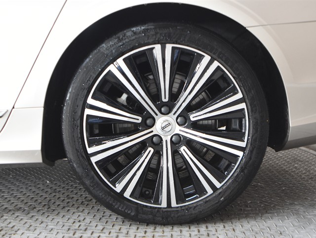 ボルボ ボルボ Ｖ９０ アルティメット　Ｂ５