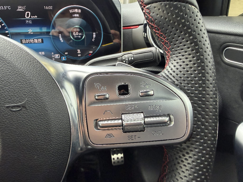 メルセデスベンツ ﾒﾙｾﾃﾞｽﾍﾞﾝﾂ Aｸﾗｽ Ａ２００ｄ　ＡＭＧライン