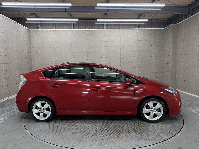 トヨタ プリウス Ｓ　ツーリングセレクション