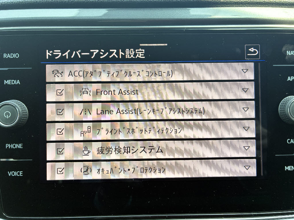 フォルクスワーゲン ＶＷ　Ｔ－ロック ＴＤＩ　Ｒライン