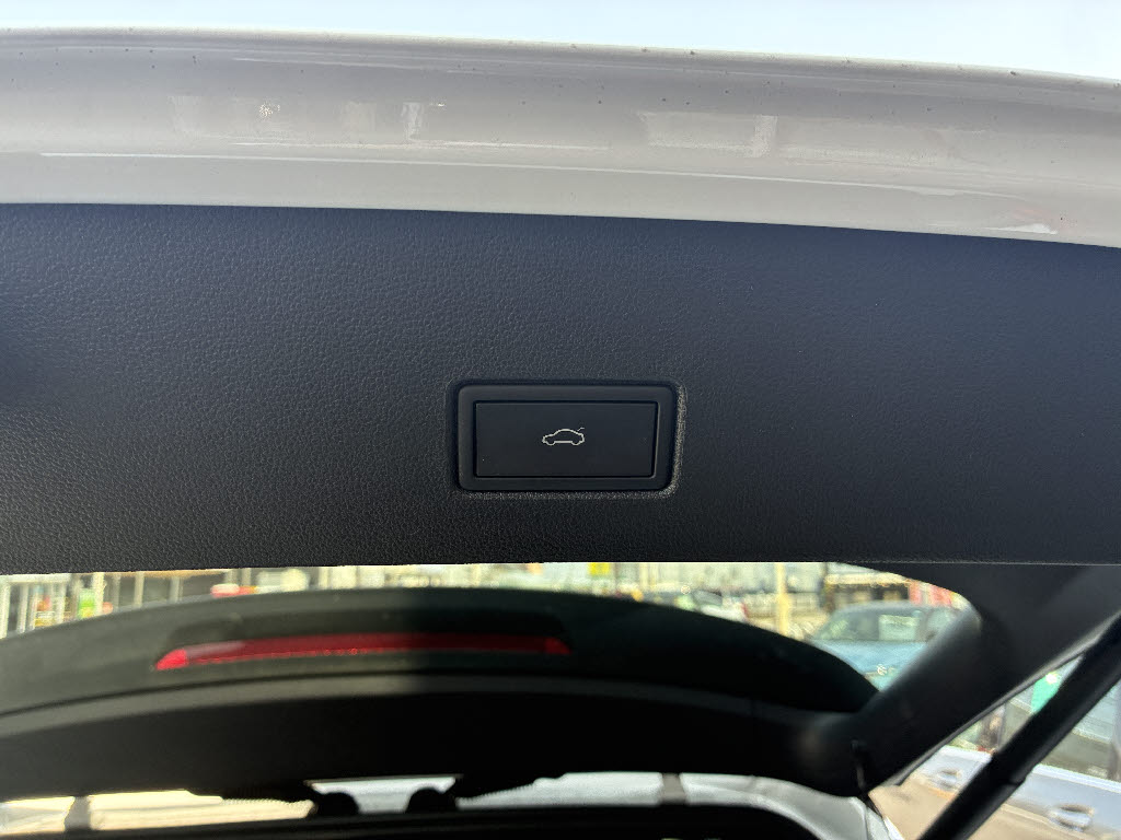 フォルクスワーゲン ＶＷ　Ｔ－ロック ＴＤＩ　Ｒライン