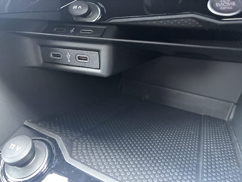 フォルクスワーゲン ＶＷ　Ｔ－ロック ＴＤＩ　Ｒライン