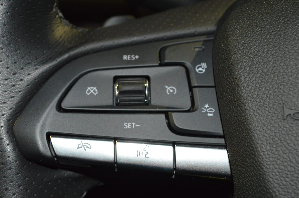 その他輸入車 ｷｬﾃﾞﾗｯｸ　XT4 スポーツ