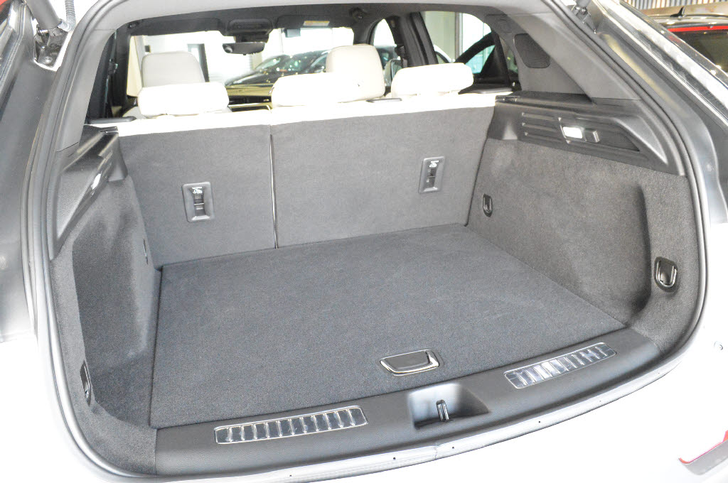 その他輸入車 ｷｬﾃﾞﾗｯｸ　XT4 スポーツ