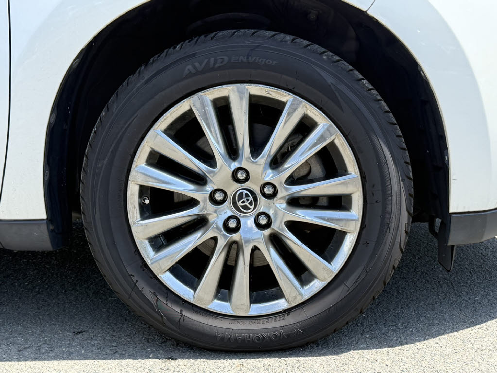 トヨタ ﾊﾘｱｰ ﾊｲﾌﾞﾘｯﾄﾞ ﾌﾟﾛｸﾞﾚｽ ﾒﾀﾙｱﾝﾄﾞﾚｻﾞｰPKG